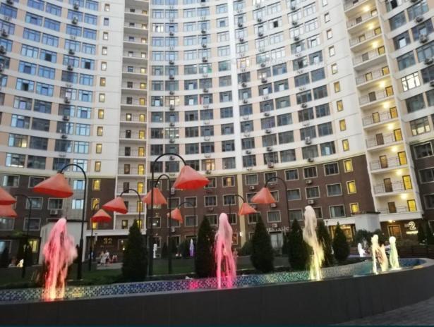 Квартира С Террасой В 43 Жемчужине Аркадия Море Lejlighed Odessa Eksteriør billede