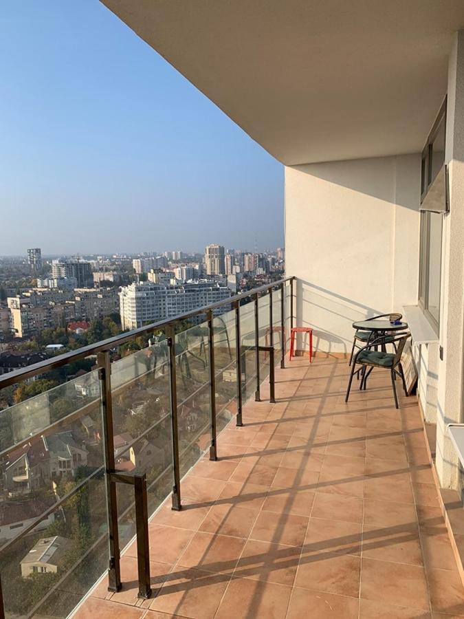 Квартира С Террасой В 43 Жемчужине Аркадия Море Lejlighed Odessa Eksteriør billede